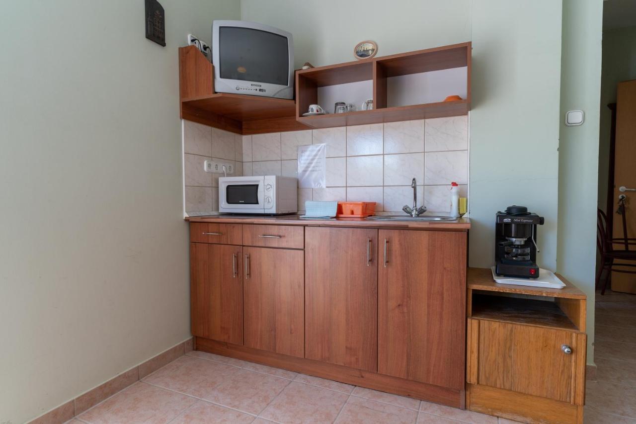 Izabella Panzio Bed and Breakfast Hajdúszoboszló Esterno foto