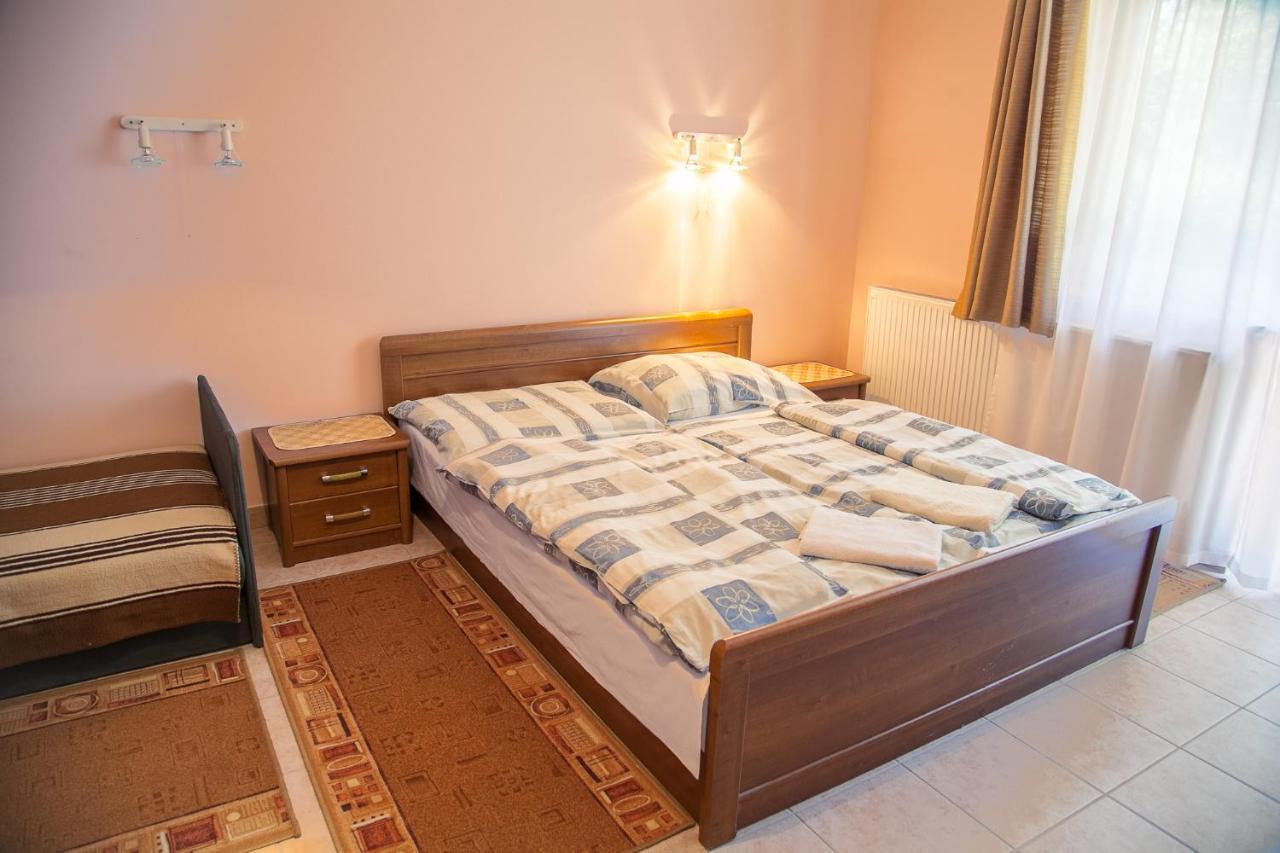 Izabella Panzio Bed and Breakfast Hajdúszoboszló Esterno foto