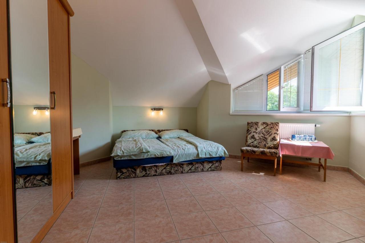 Izabella Panzio Bed and Breakfast Hajdúszoboszló Esterno foto