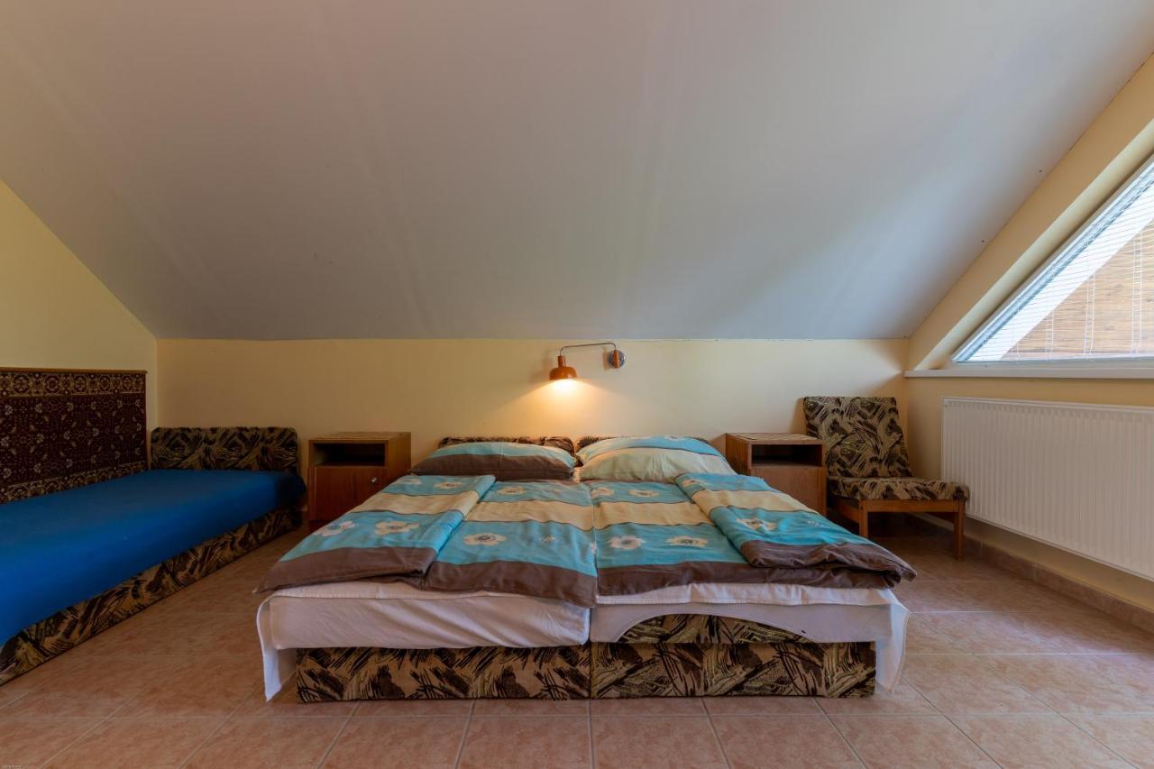 Izabella Panzio Bed and Breakfast Hajdúszoboszló Esterno foto