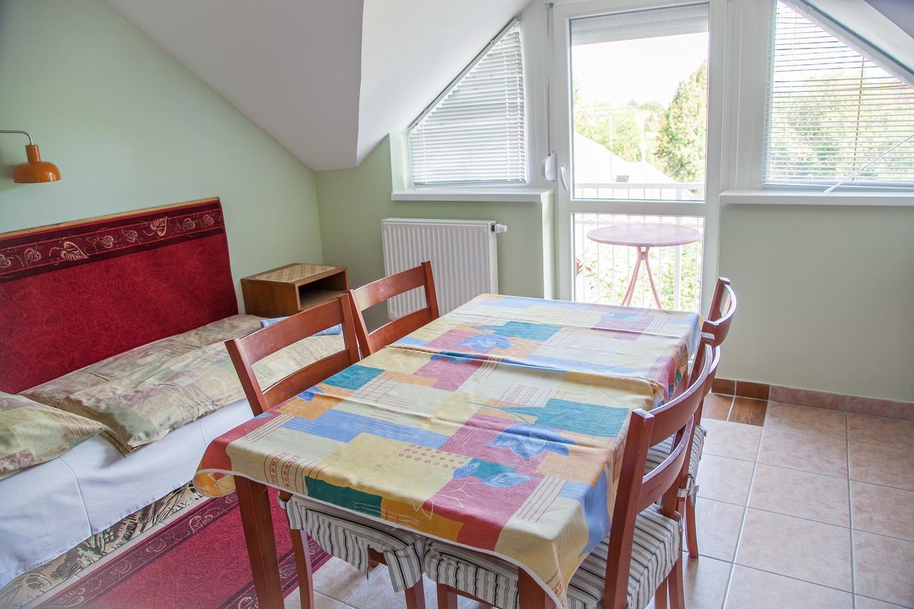 Izabella Panzio Bed and Breakfast Hajdúszoboszló Esterno foto