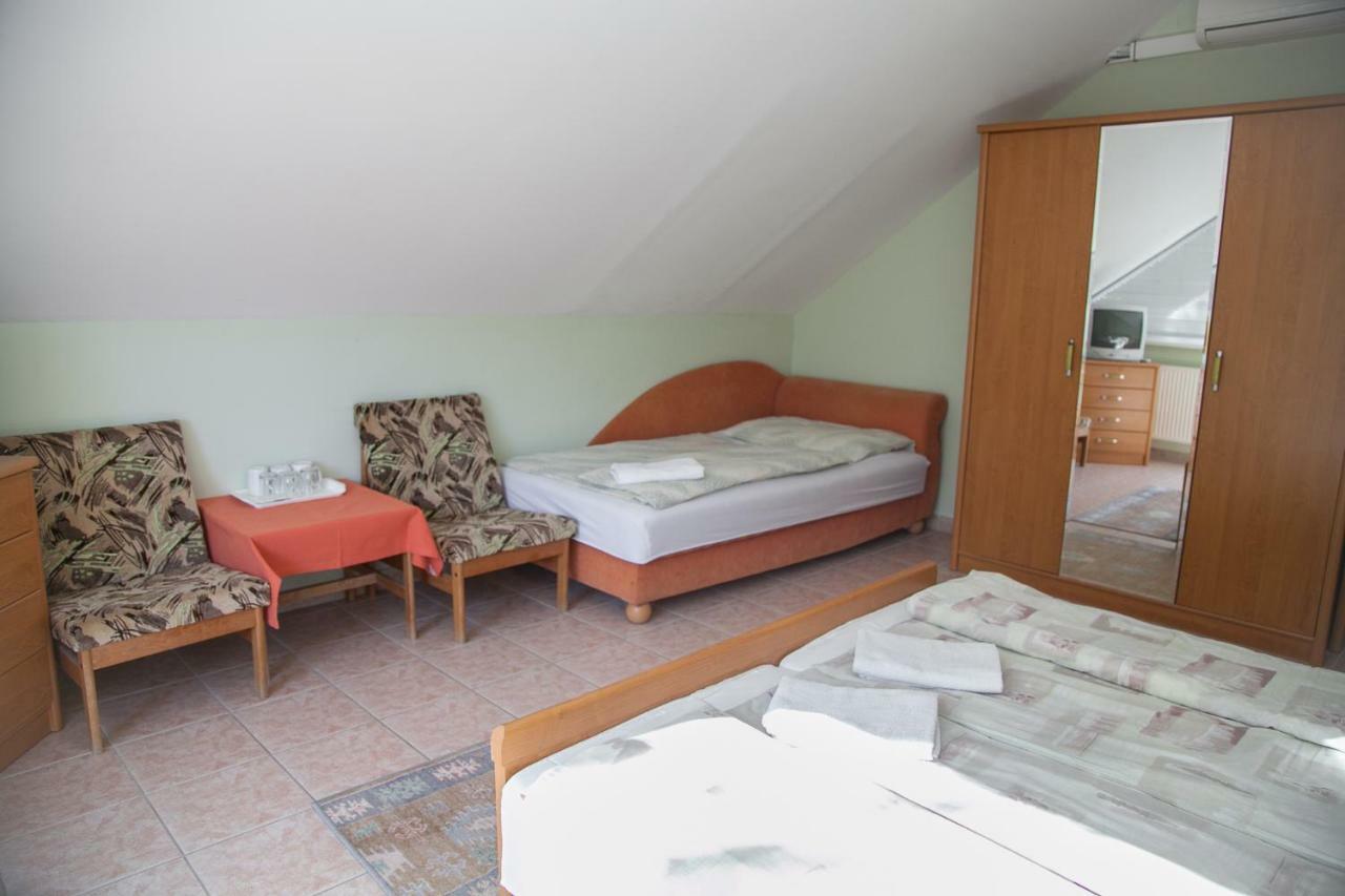Izabella Panzio Bed and Breakfast Hajdúszoboszló Esterno foto