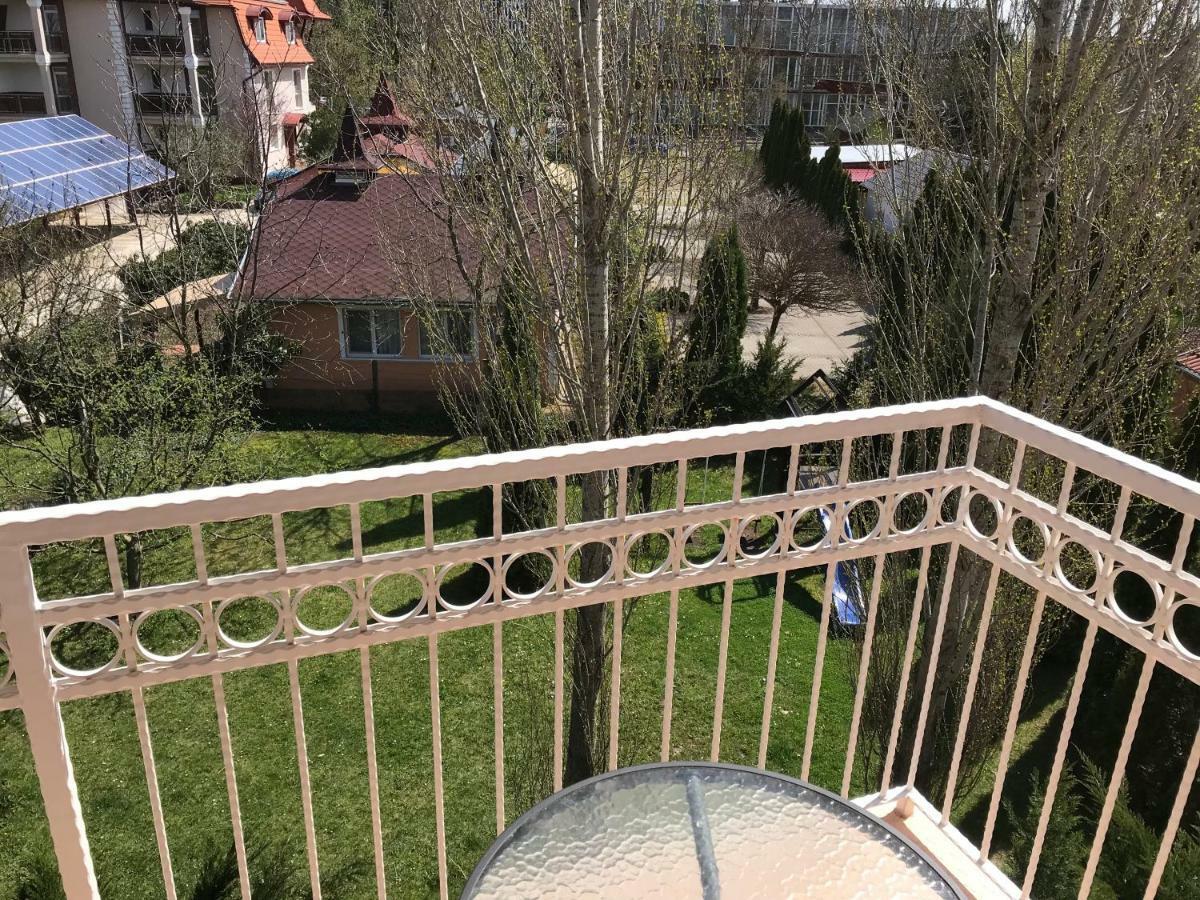 Izabella Panzio Bed and Breakfast Hajdúszoboszló Esterno foto